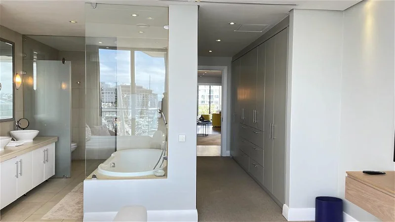 property_[object Object]_4