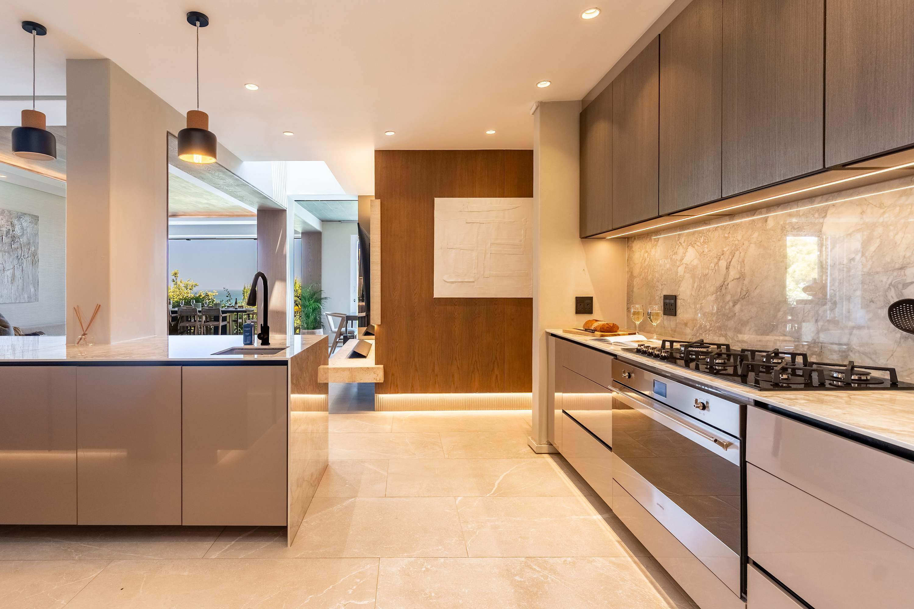 property_[object Object]_18