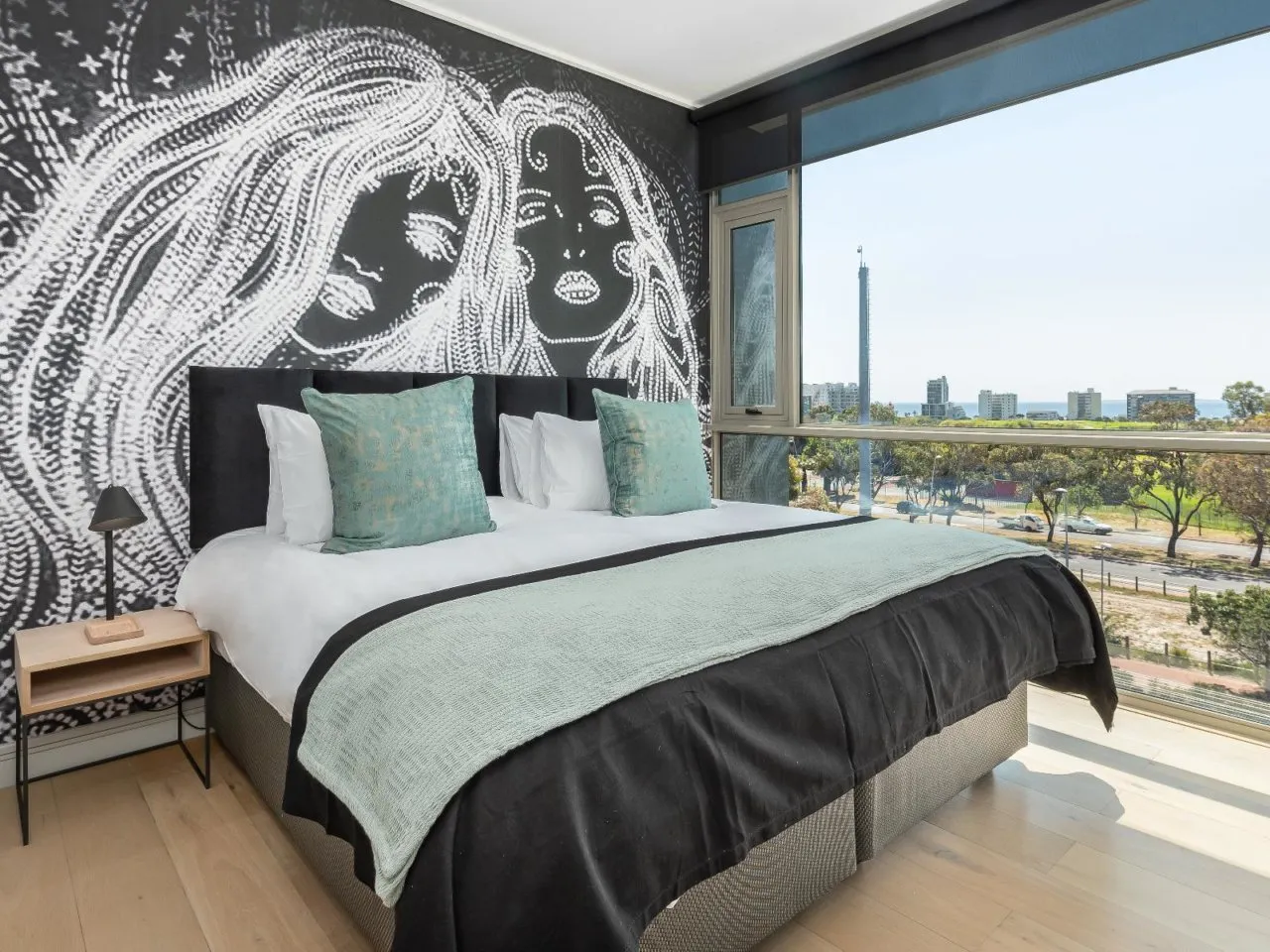 Condo La Vie, Green Point