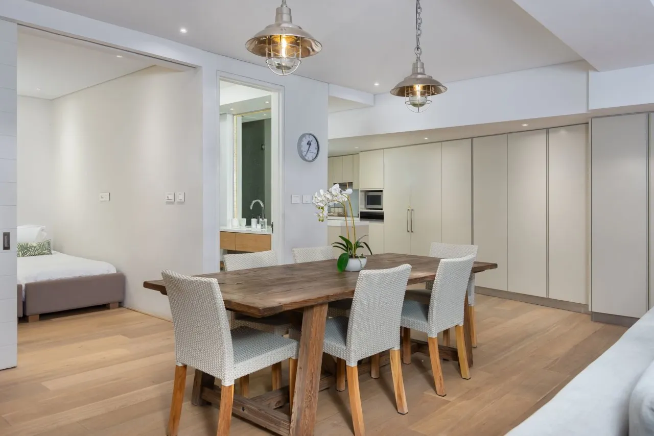 property_[object Object]_6