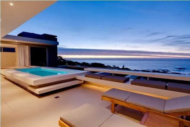 Aqua Penthouse, Camps Bay