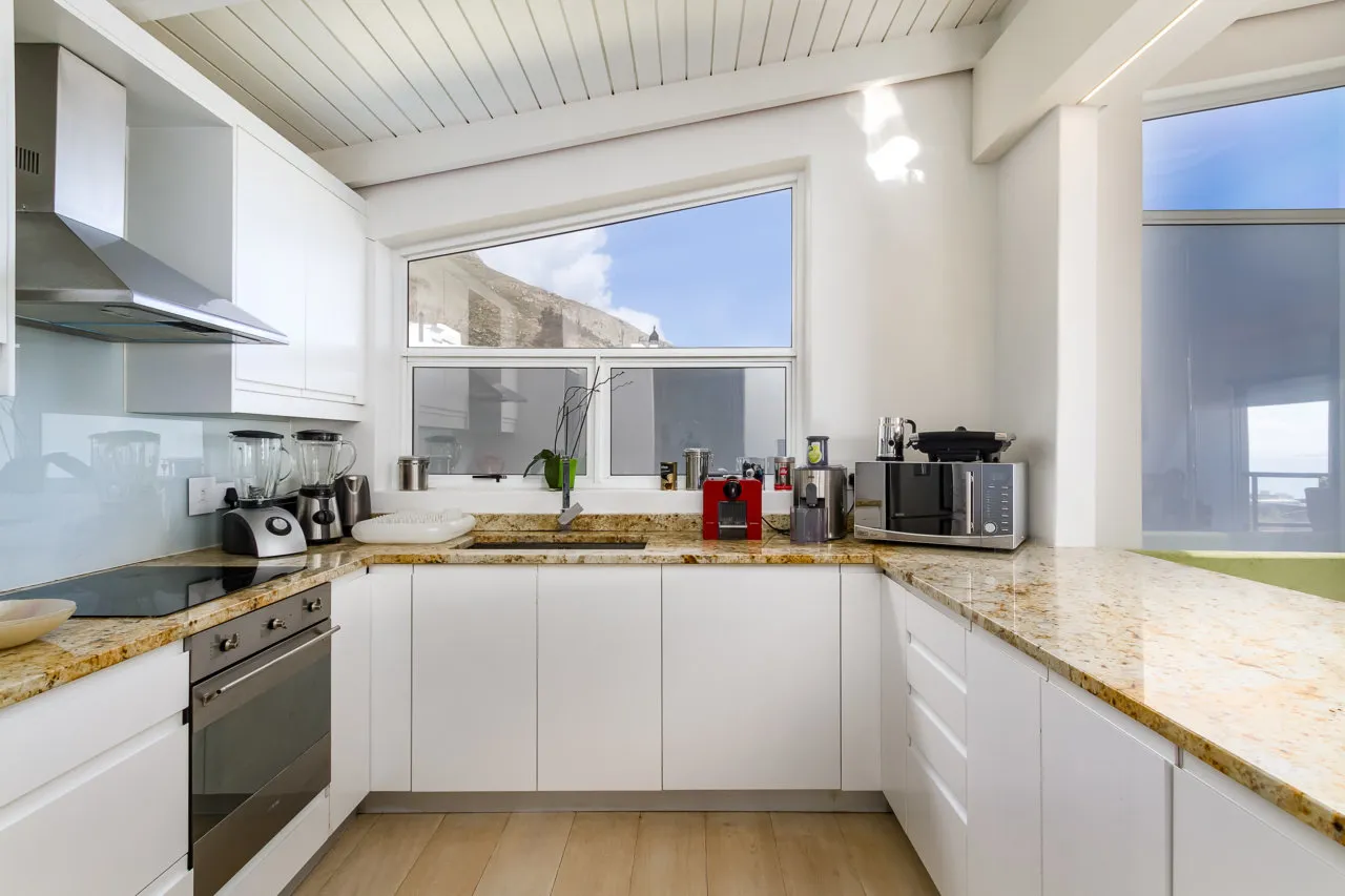 property_[object Object]_6