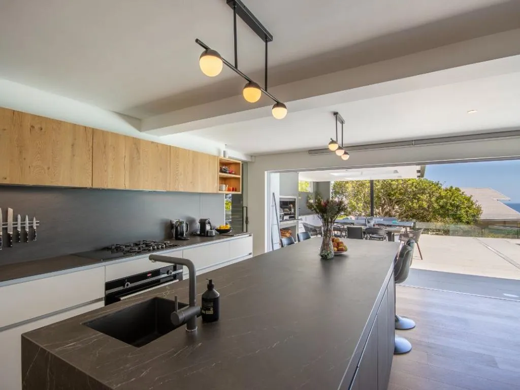 property_[object Object]_9