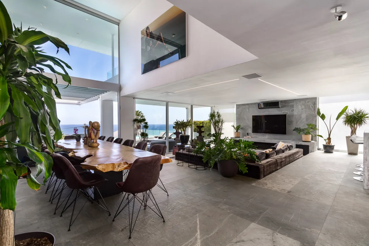 property_[object Object]_33