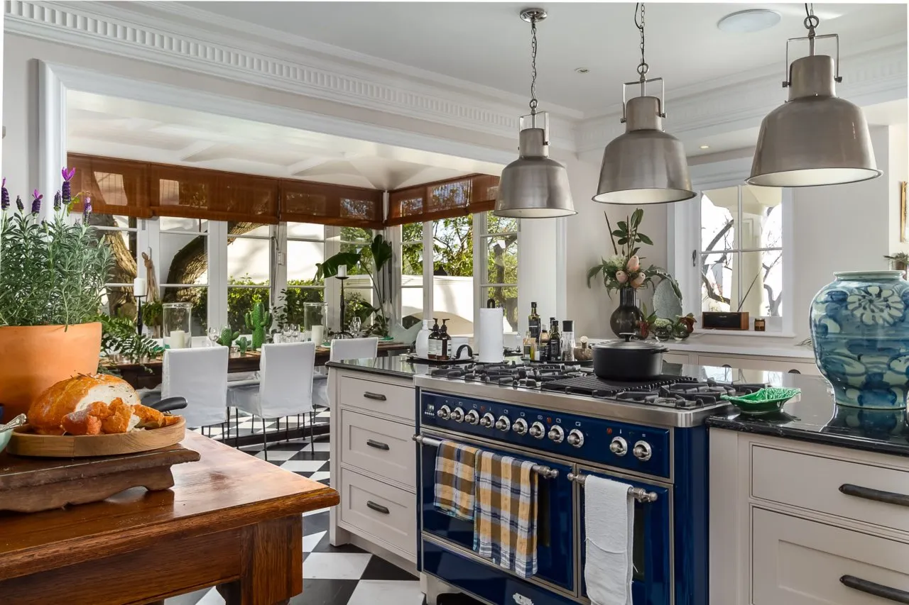 property_[object Object]_6