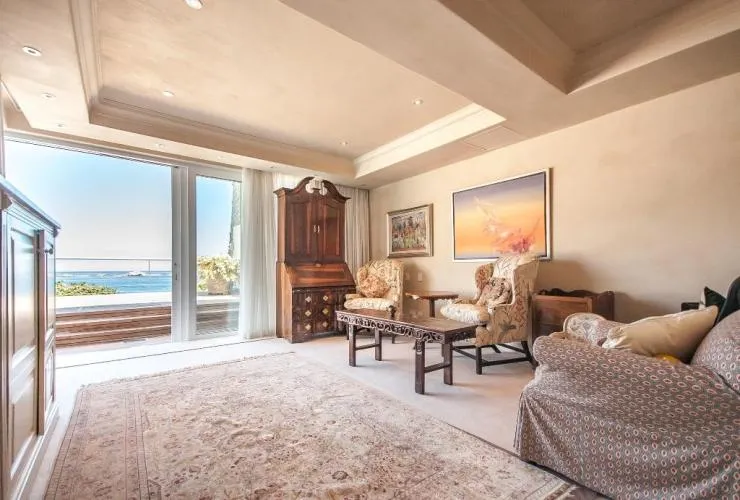 property_[object Object]_8