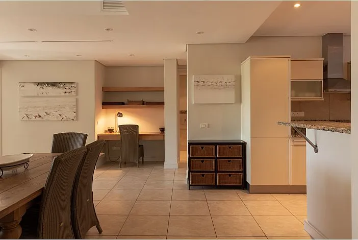 property_[object Object]_9