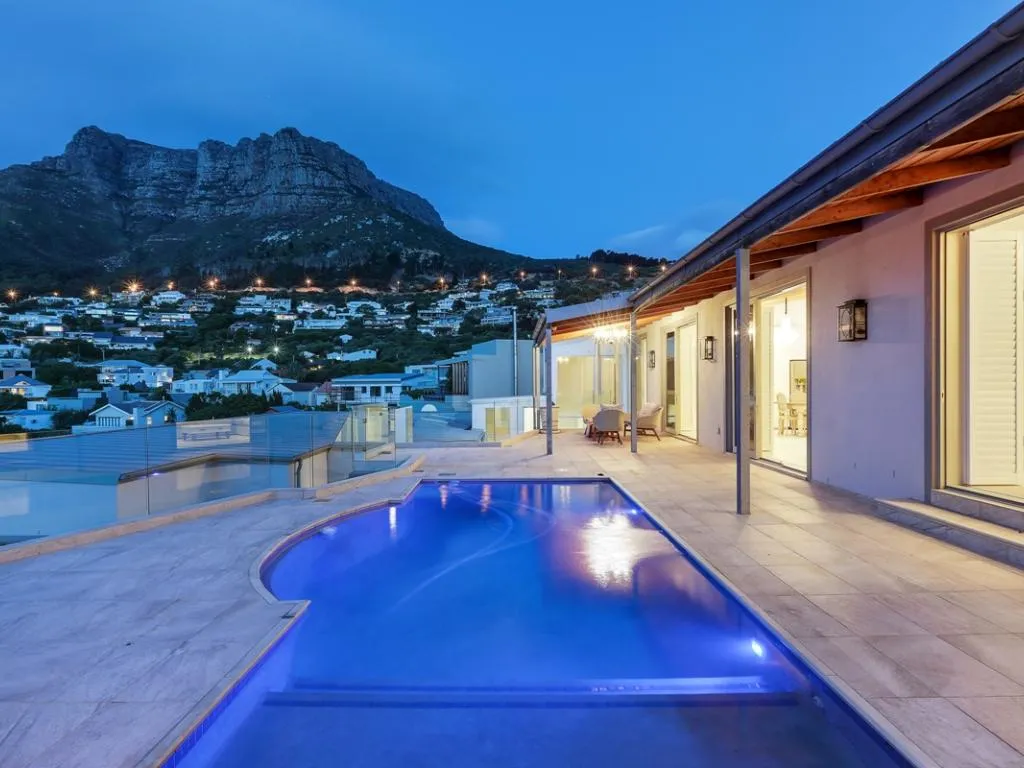 Castle Rock Villa, Llandudno