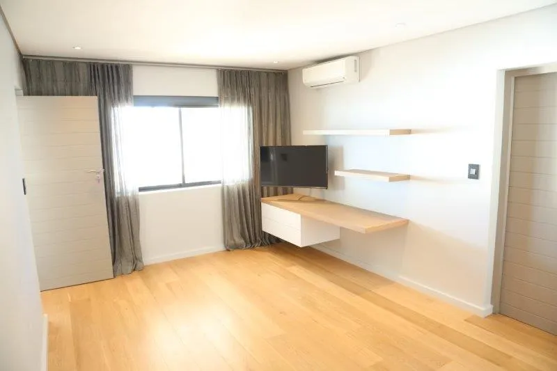 property_[object Object]_22