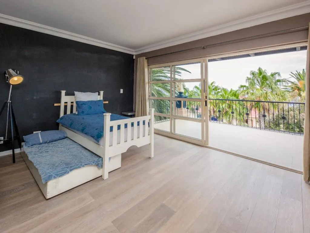 property_[object Object]_18