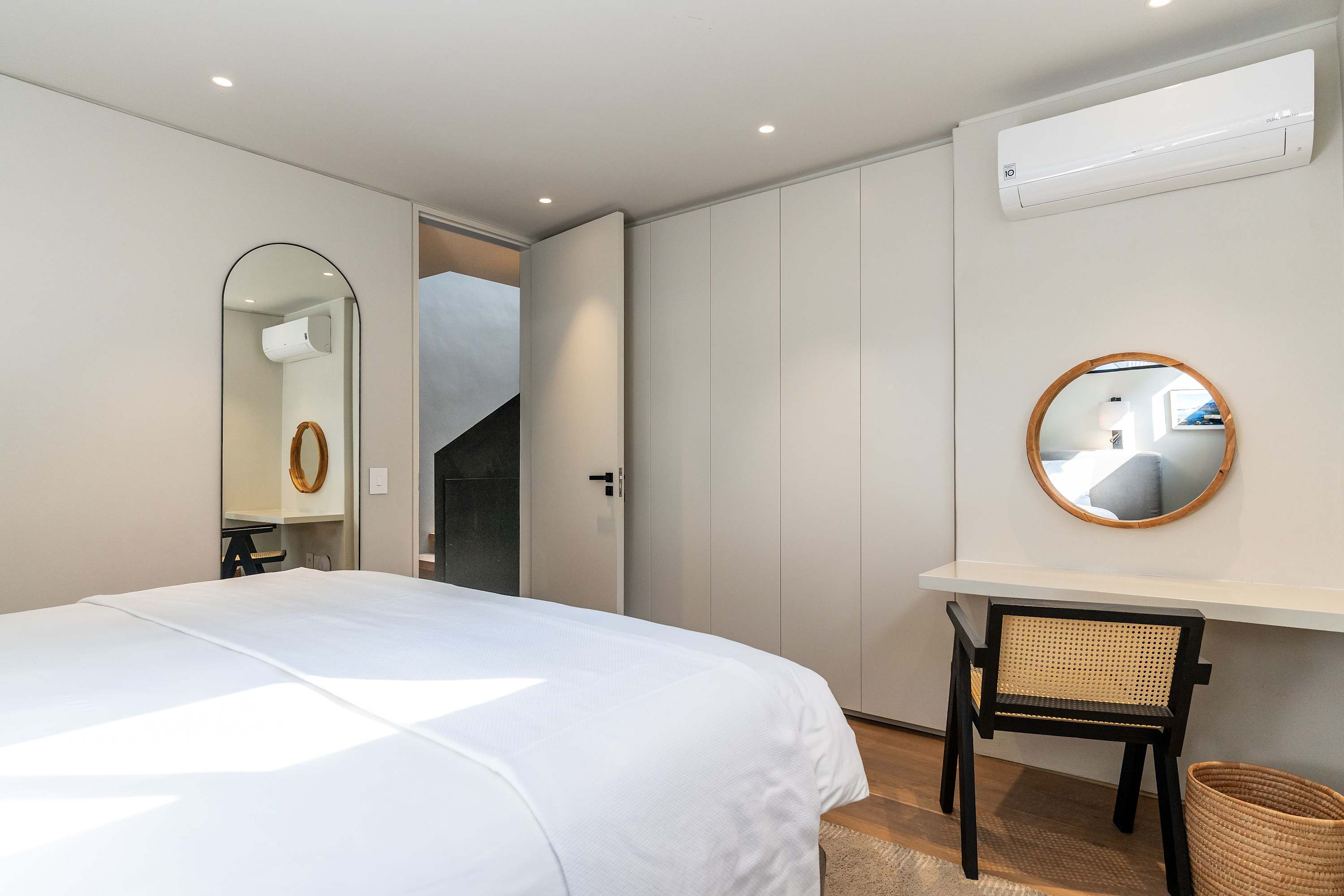 property_[object Object]_40