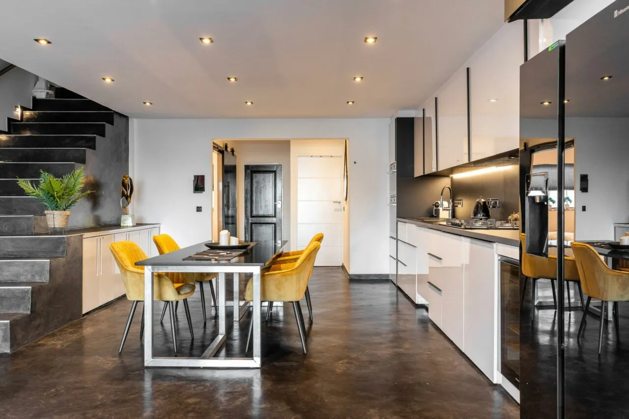 property_[object Object]_16