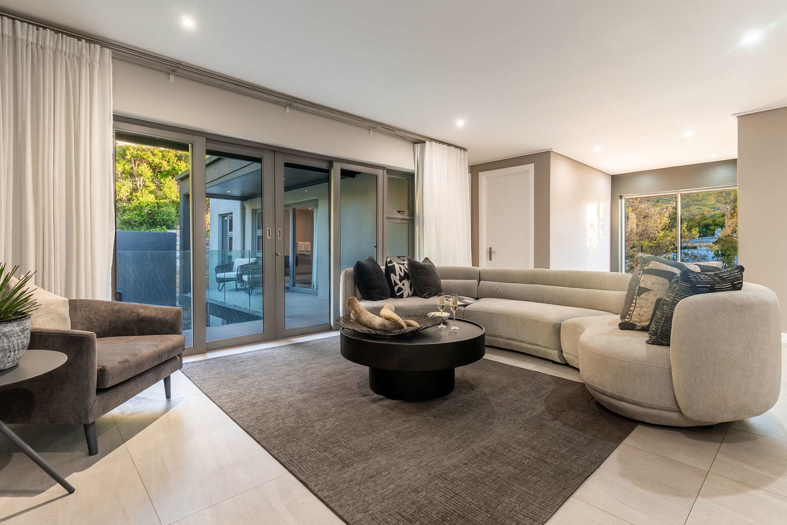 property_[object Object]_32