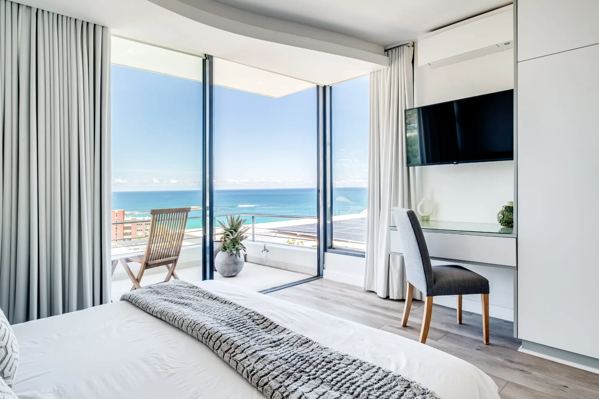 property_[object Object]_18