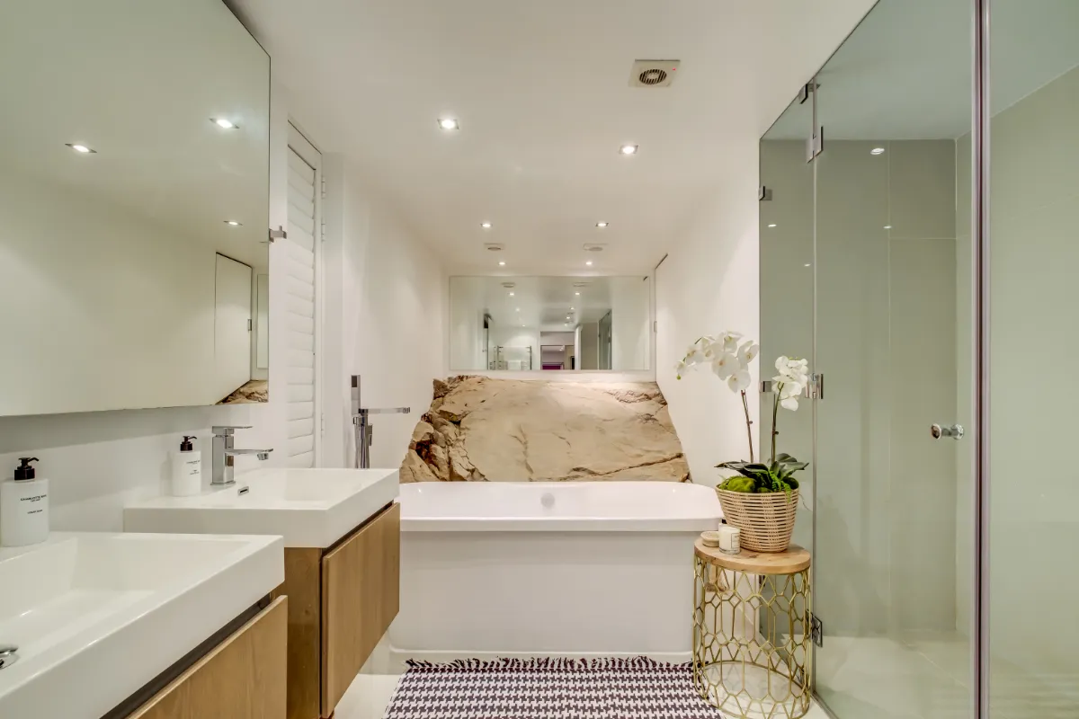 property_[object Object]_9