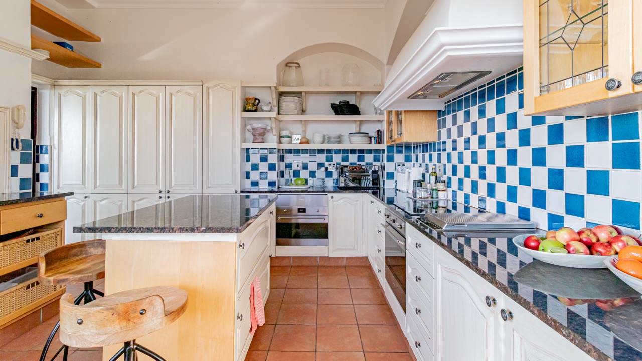 property_[object Object]_13