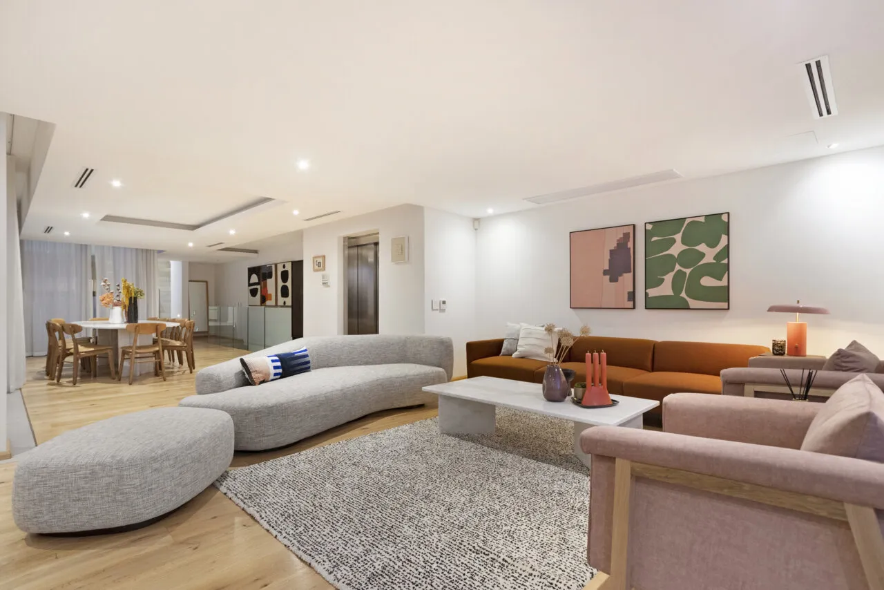 property_[object Object]_6