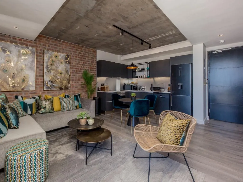 property_[object Object]_4