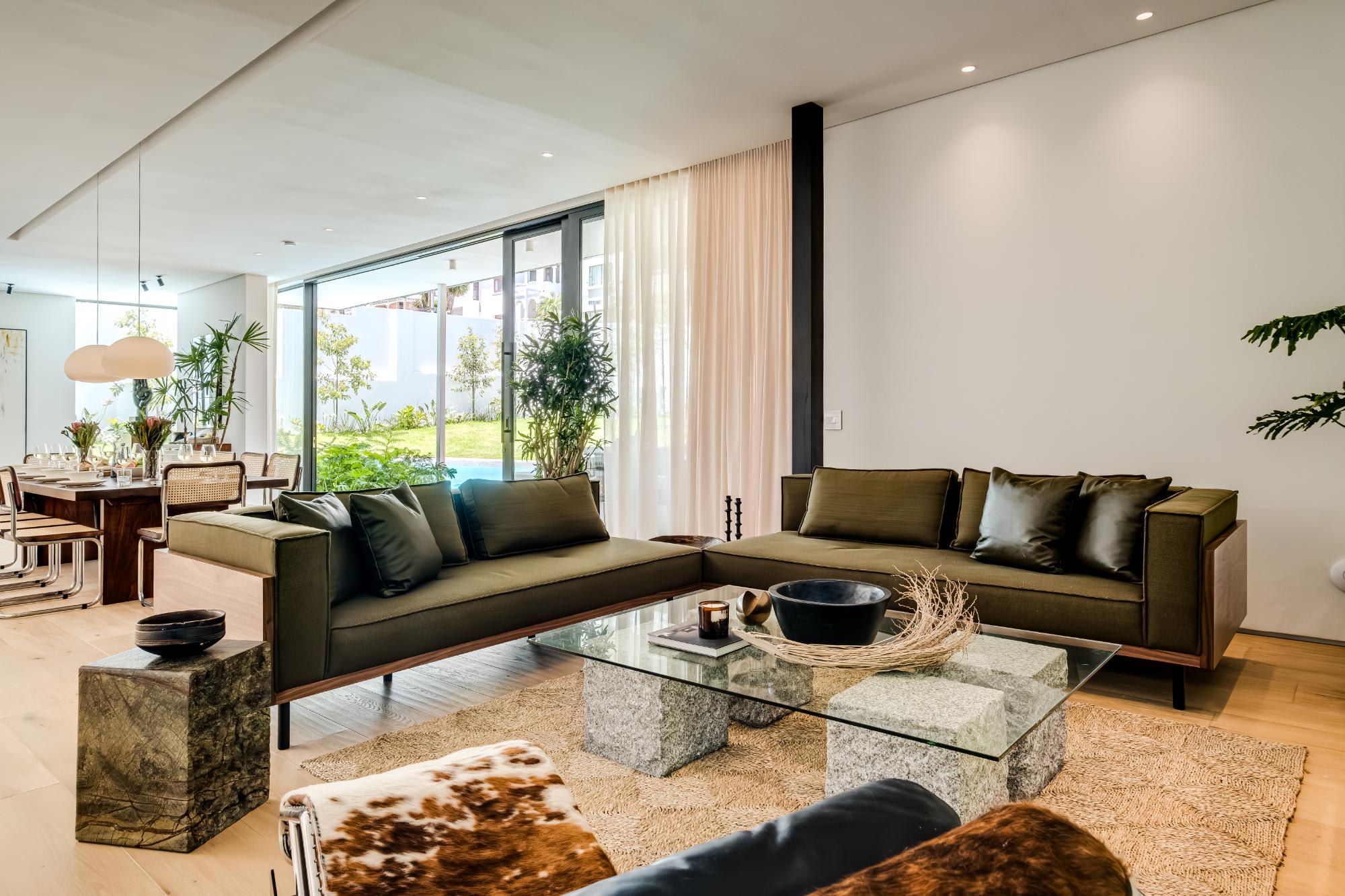 property_[object Object]_12