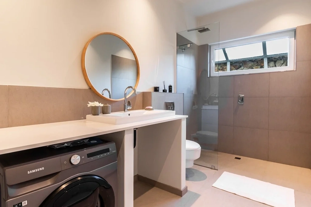 property_[object Object]_13