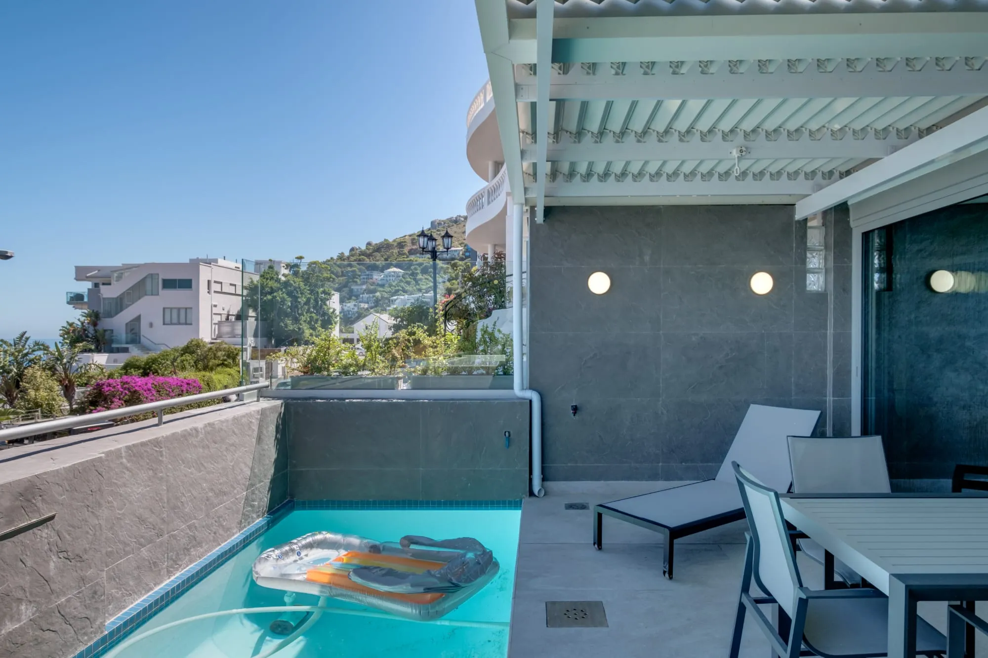 property_[object Object]_7