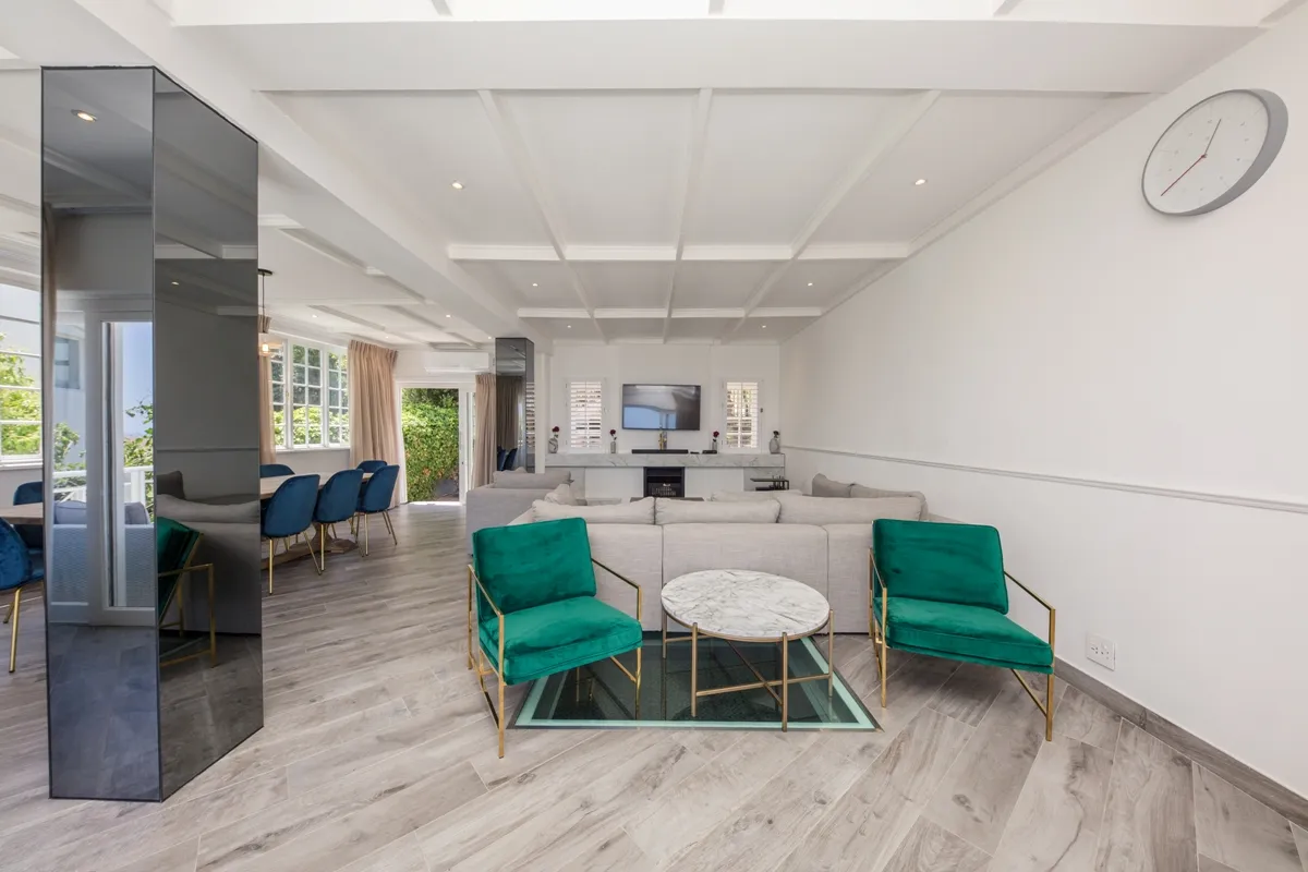 property_[object Object]_12