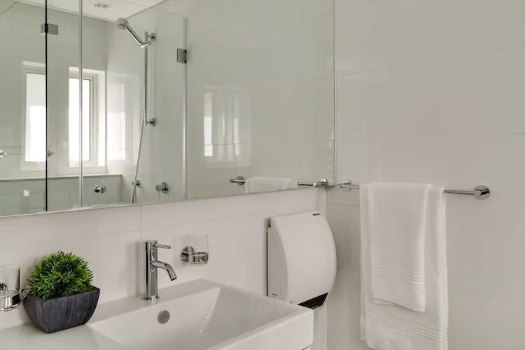 property_[object Object]_12