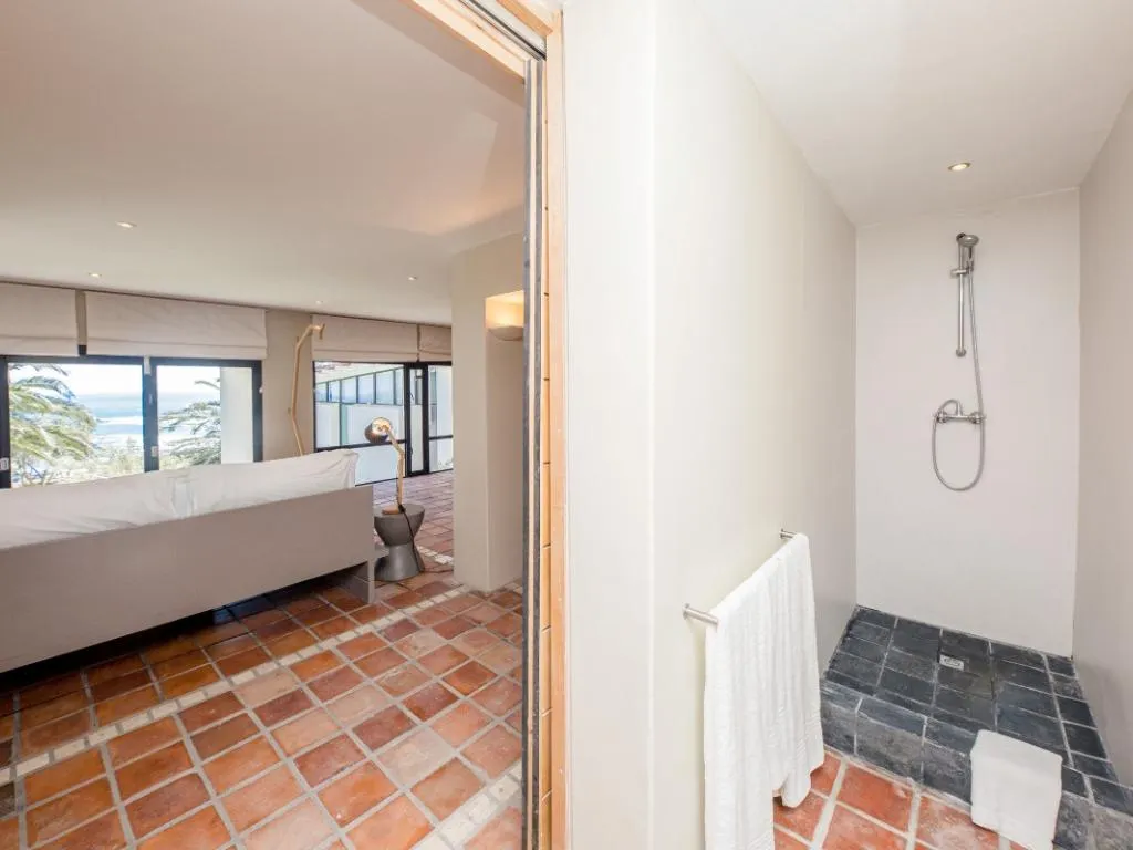 property_[object Object]_11