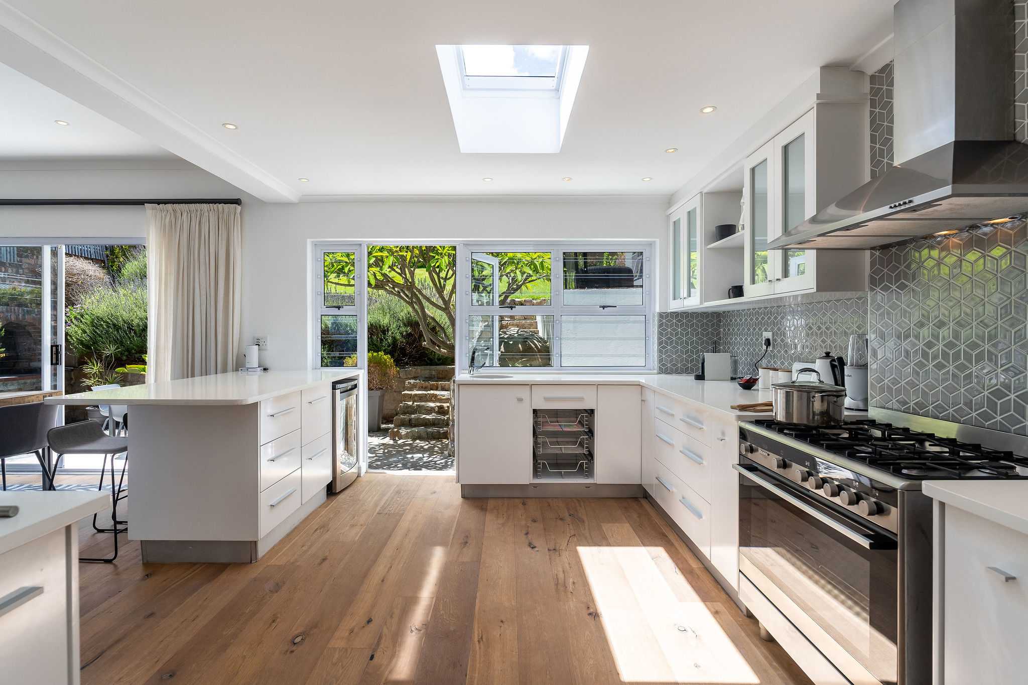 property_[object Object]_14