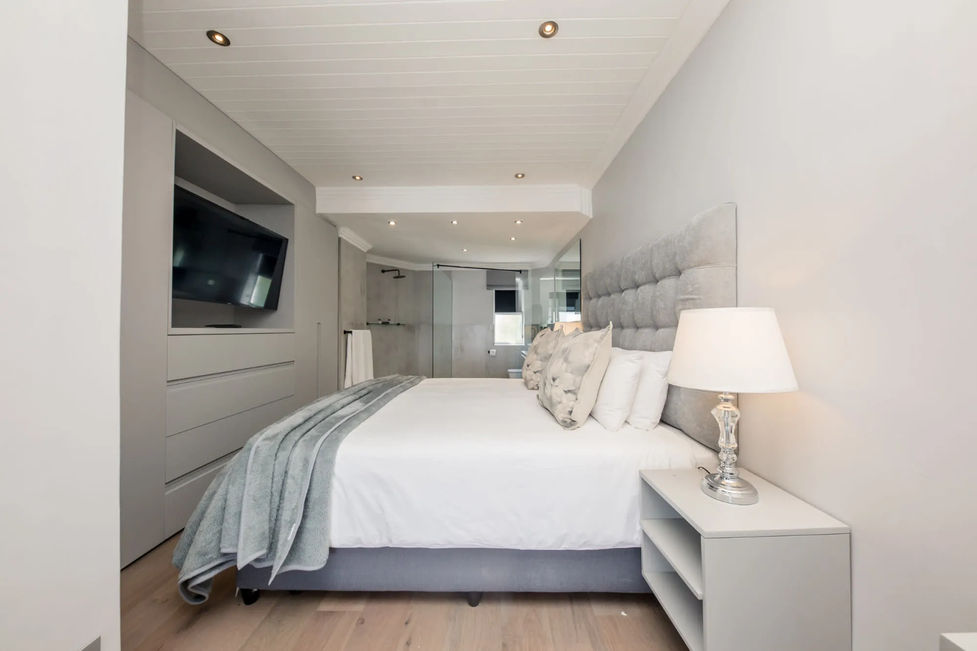 property_[object Object]_12