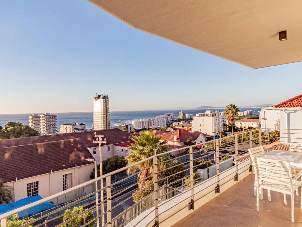 Alpha Sunsets, Sea Point