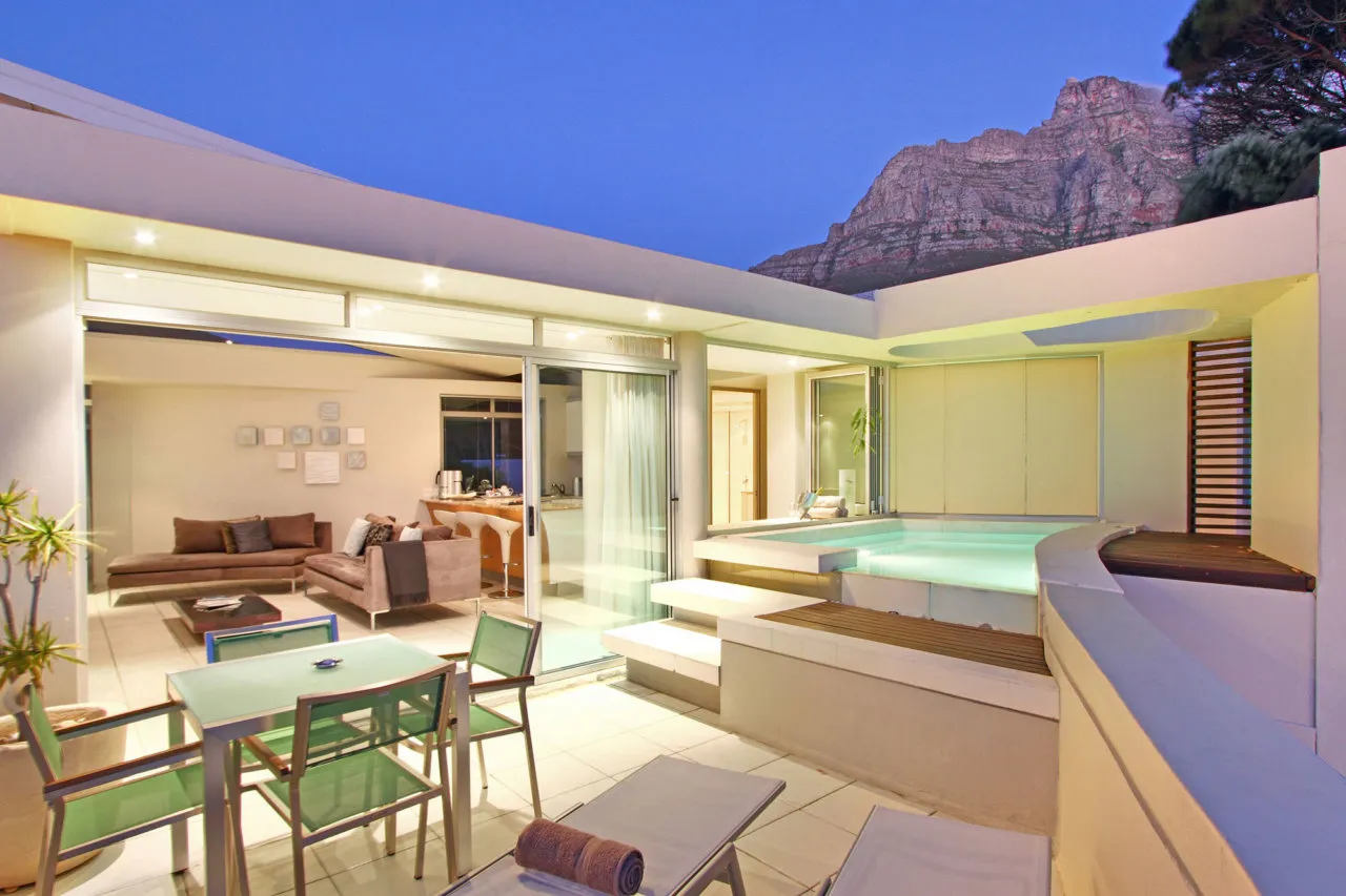 Lion's View Penthouse, Camps Bay