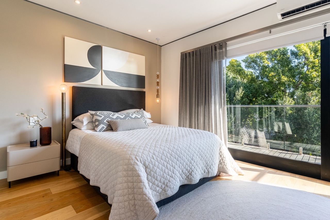 property_[object Object]_4