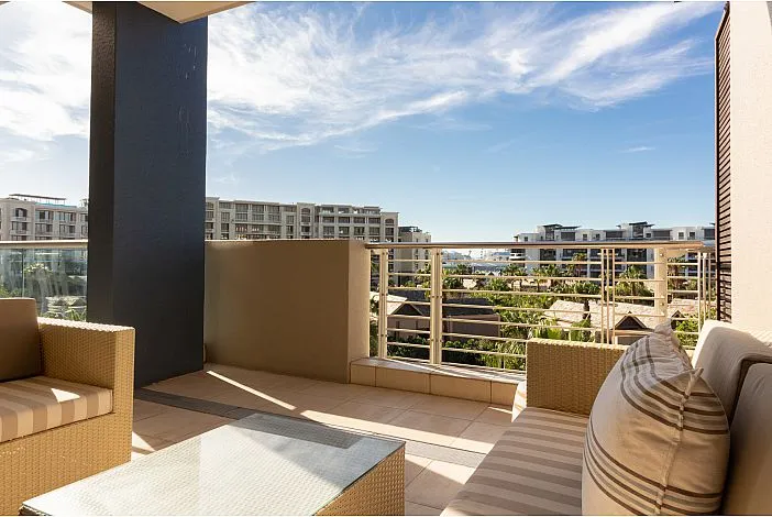 property_[object Object]_13