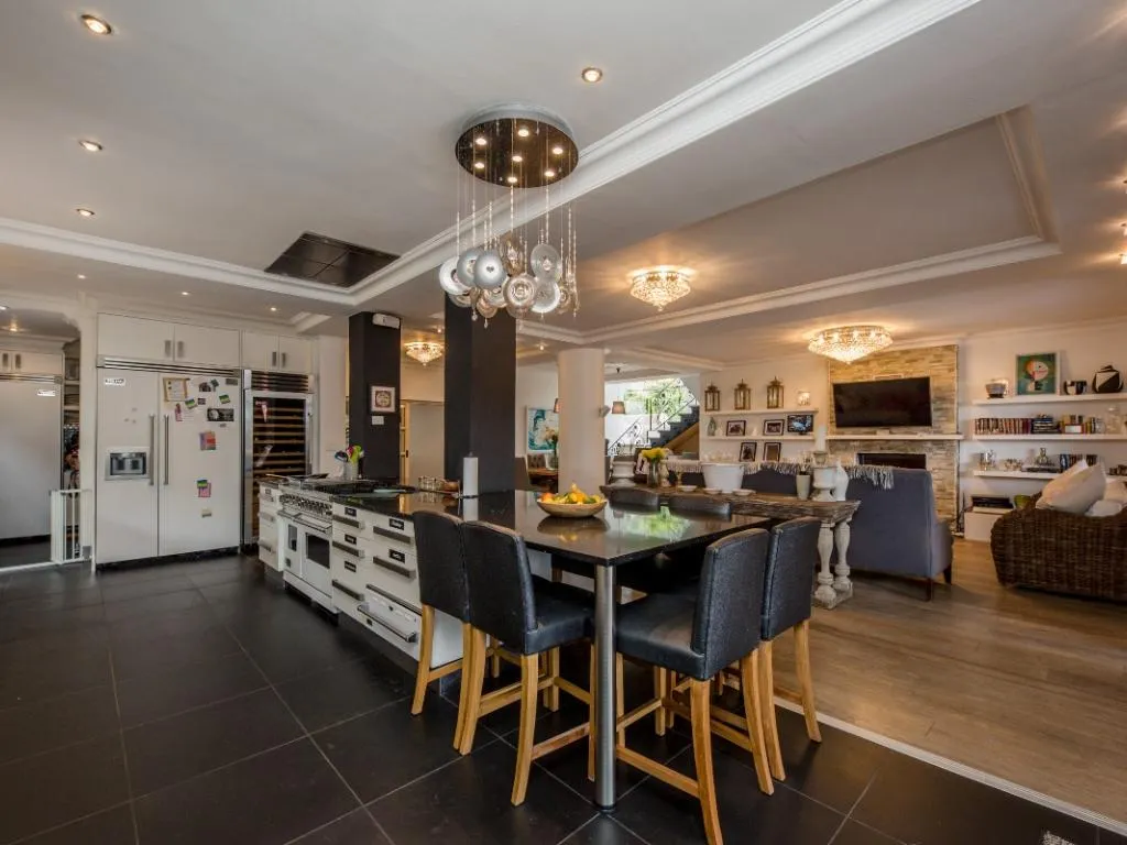 property_[object Object]_11