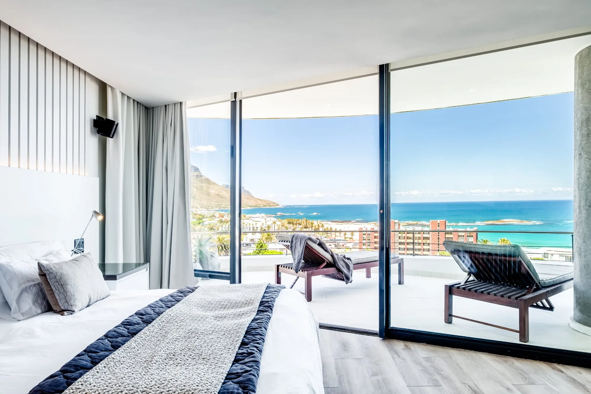 property_[object Object]_13