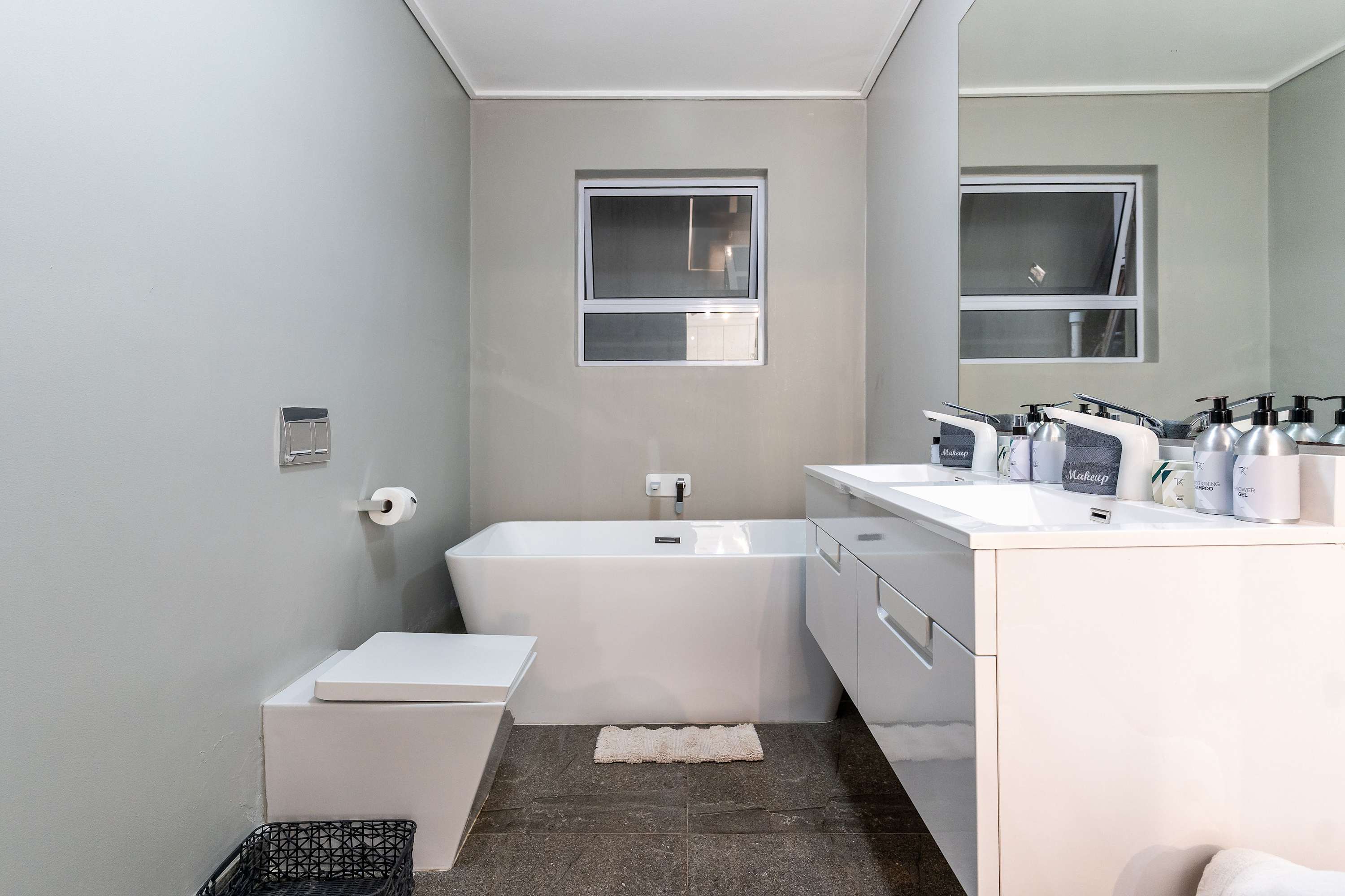 property_[object Object]_24