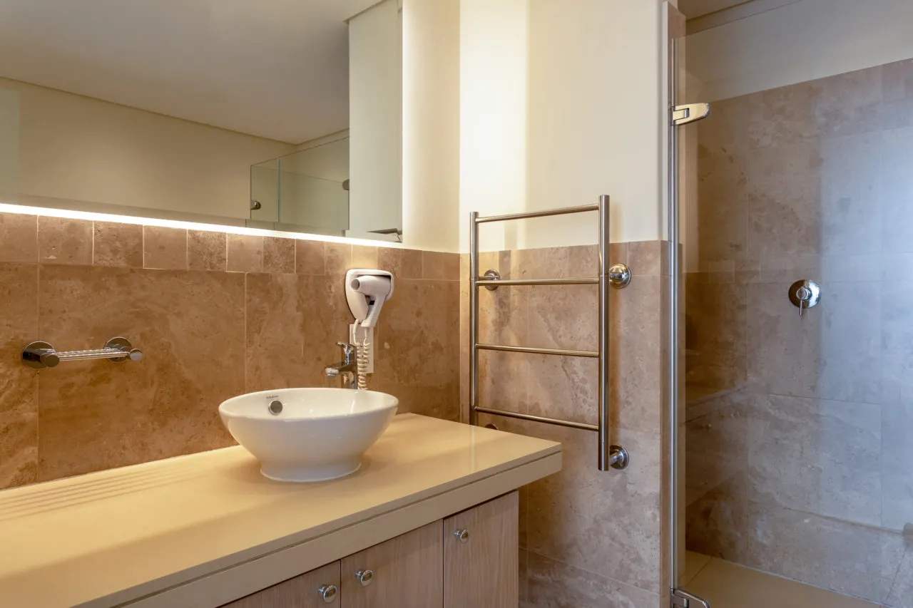 property_[object Object]_12