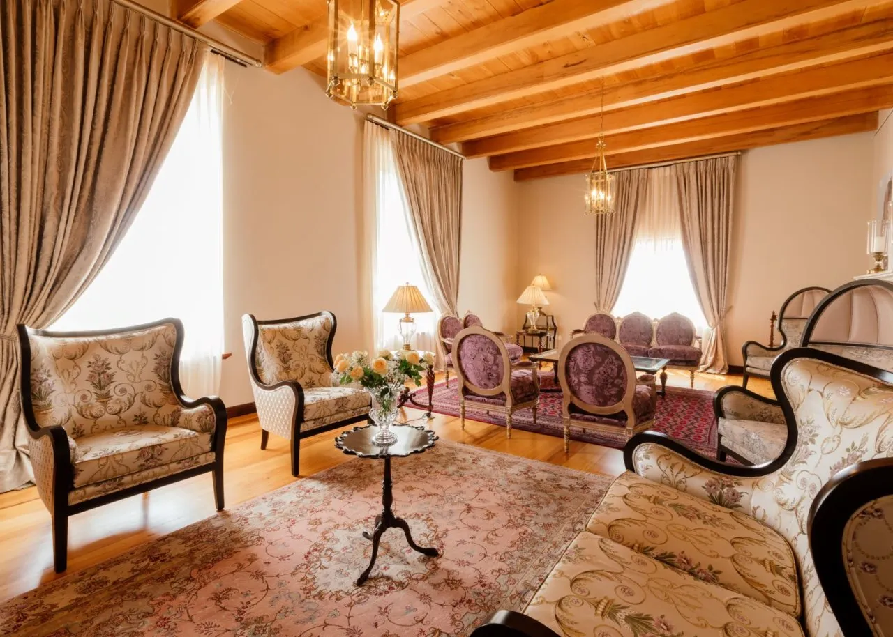 property_[object Object]_4