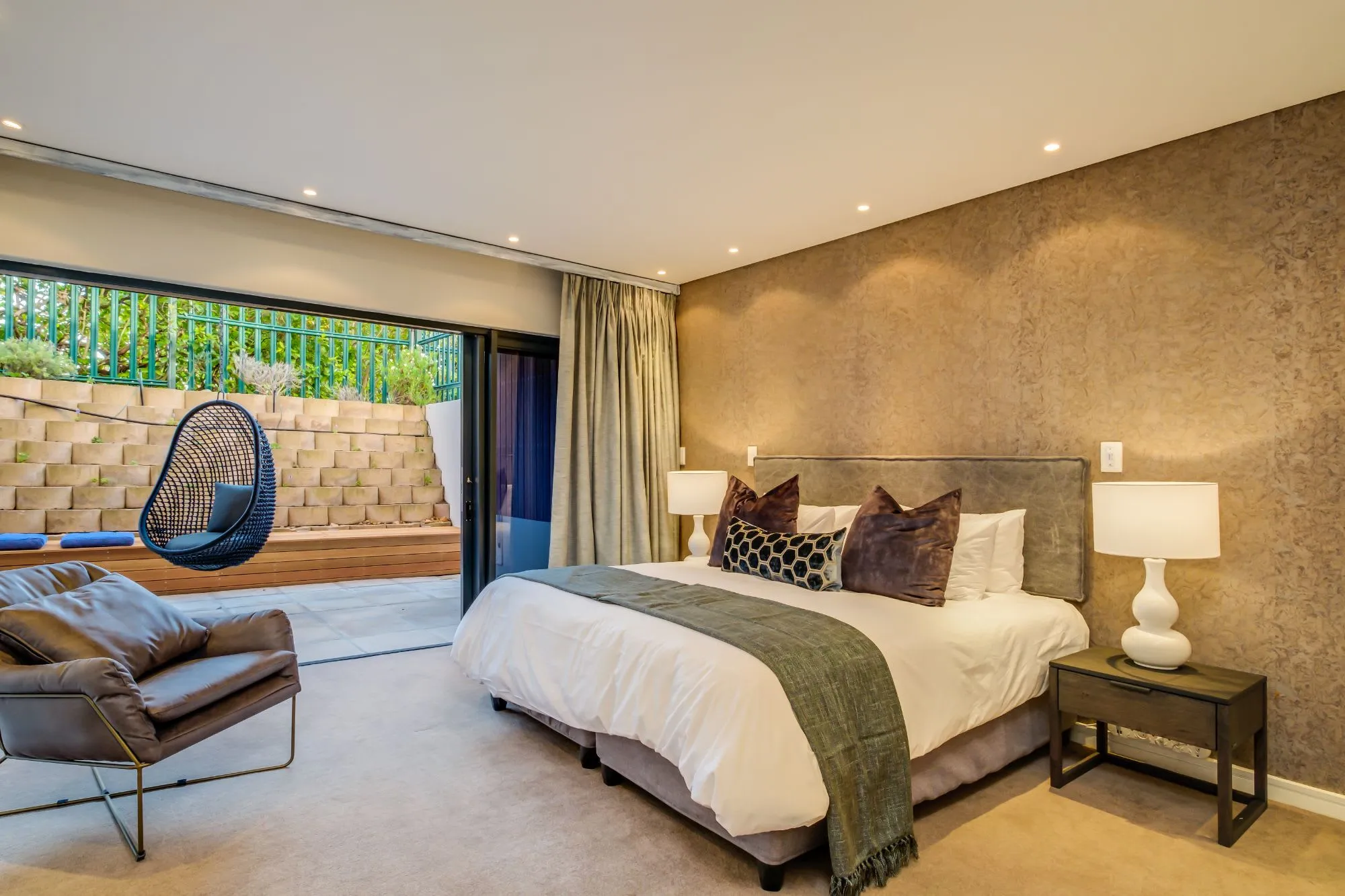 property_[object Object]_19