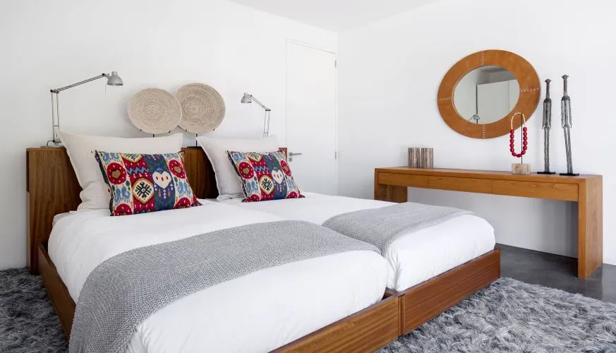 property_[object Object]_18