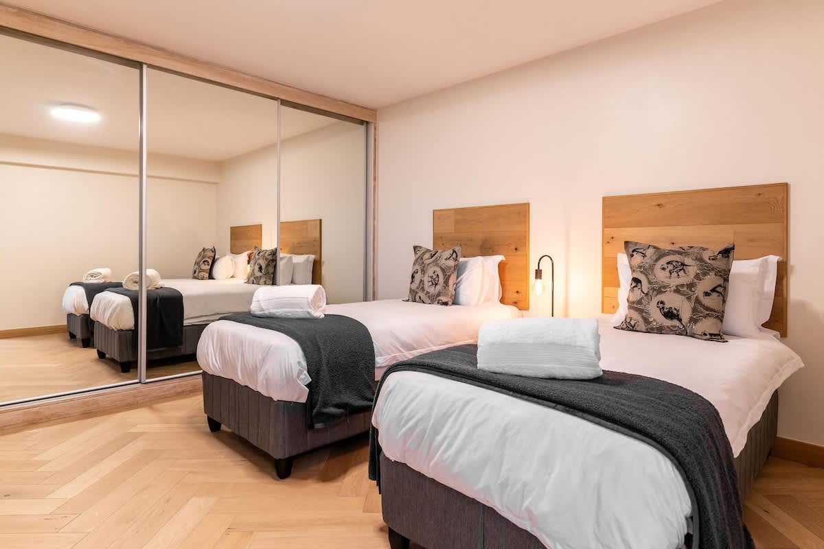 property_[object Object]_17