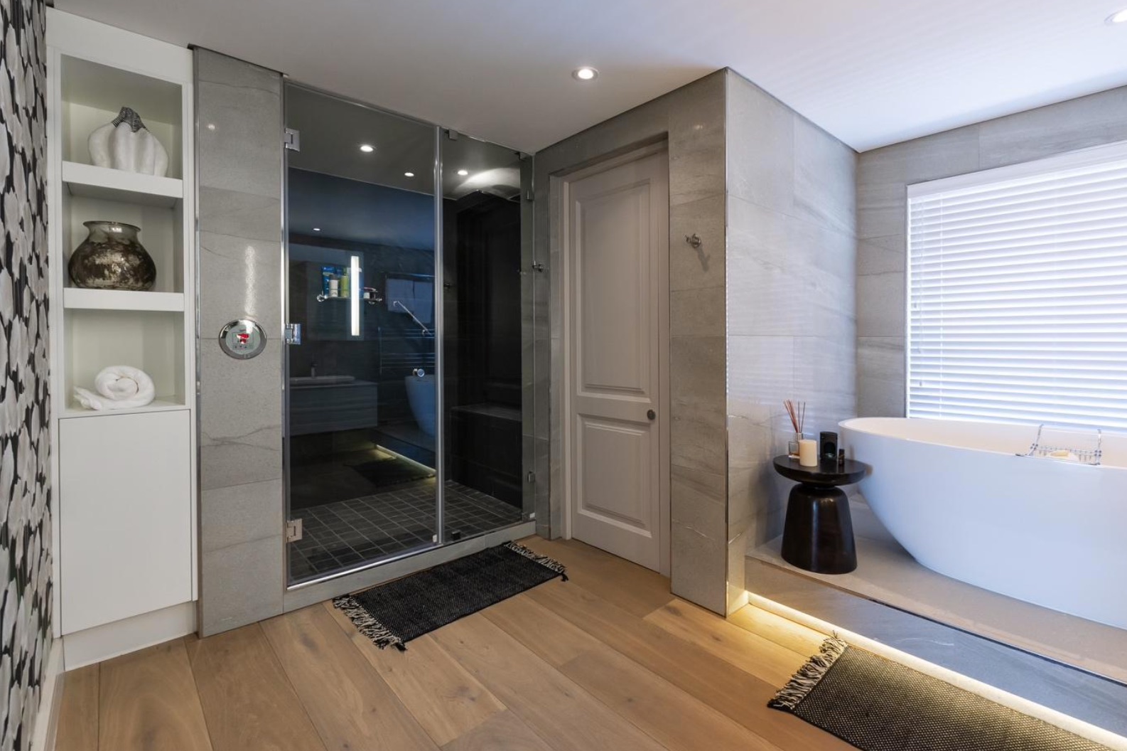 property_[object Object]_7