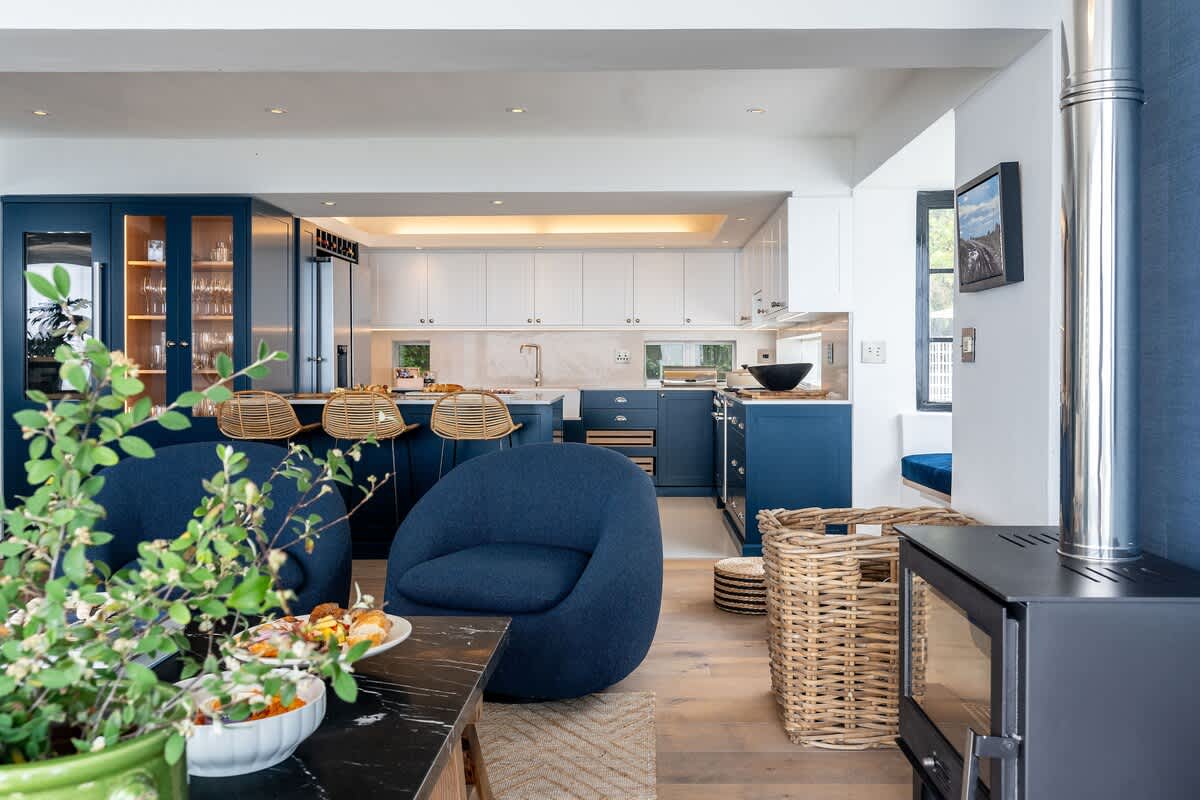 property_[object Object]_11