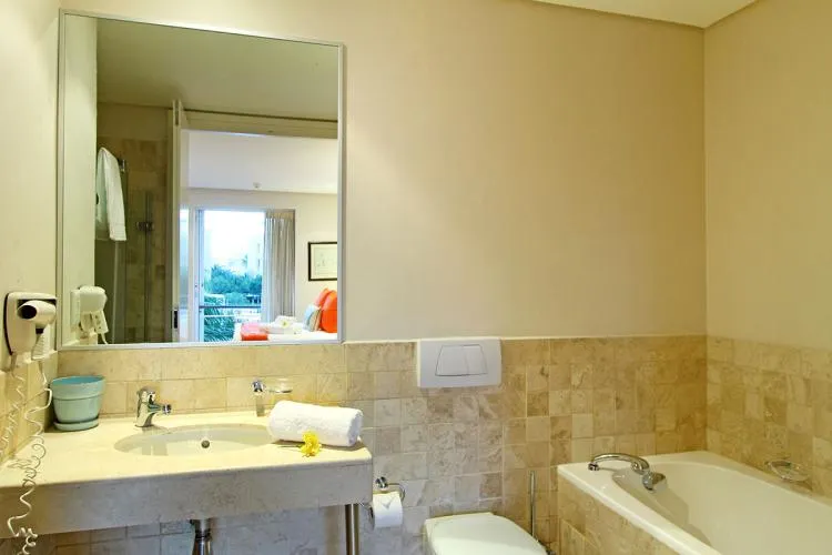 property_[object Object]_14