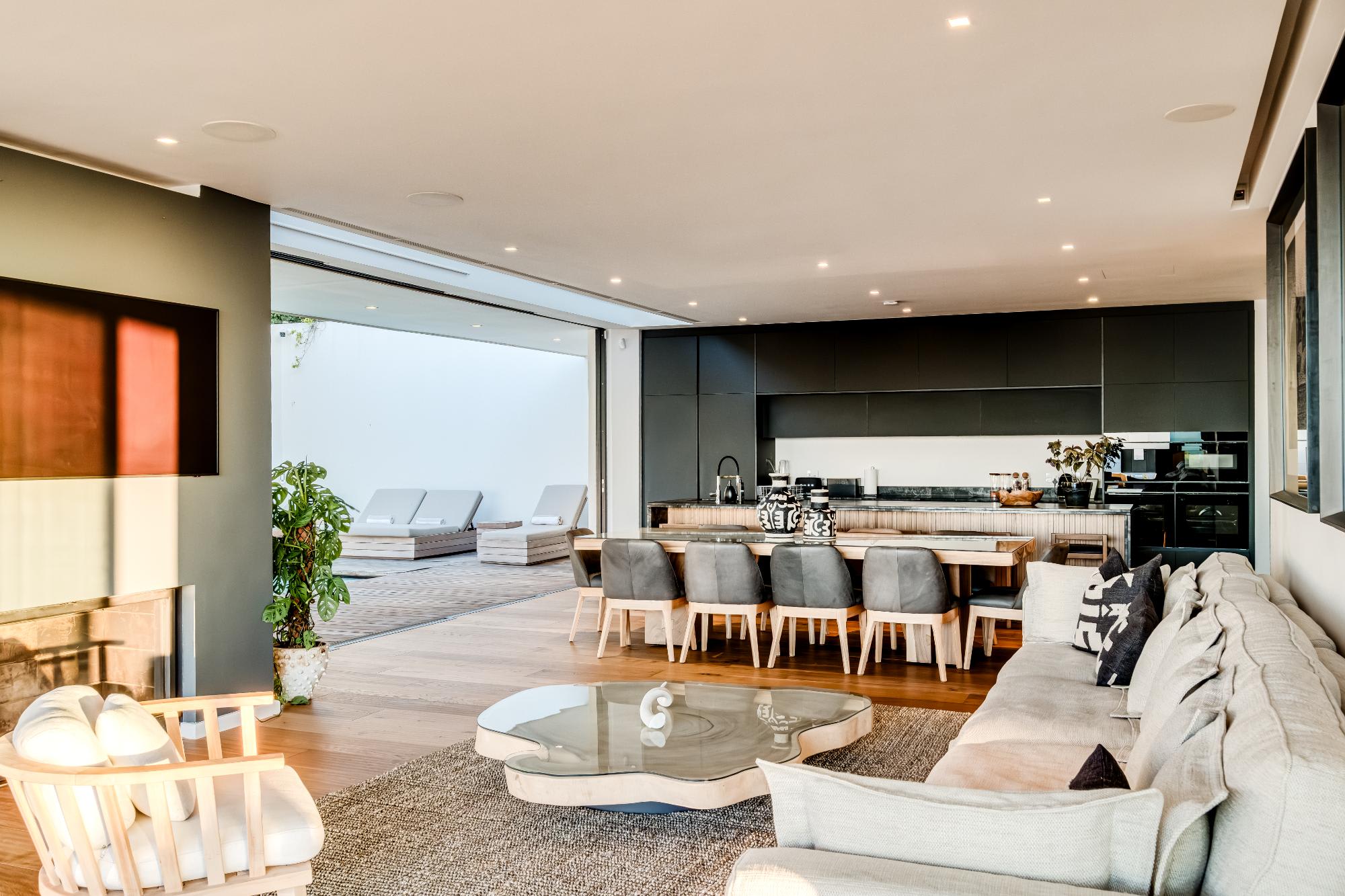 property_[object Object]_11