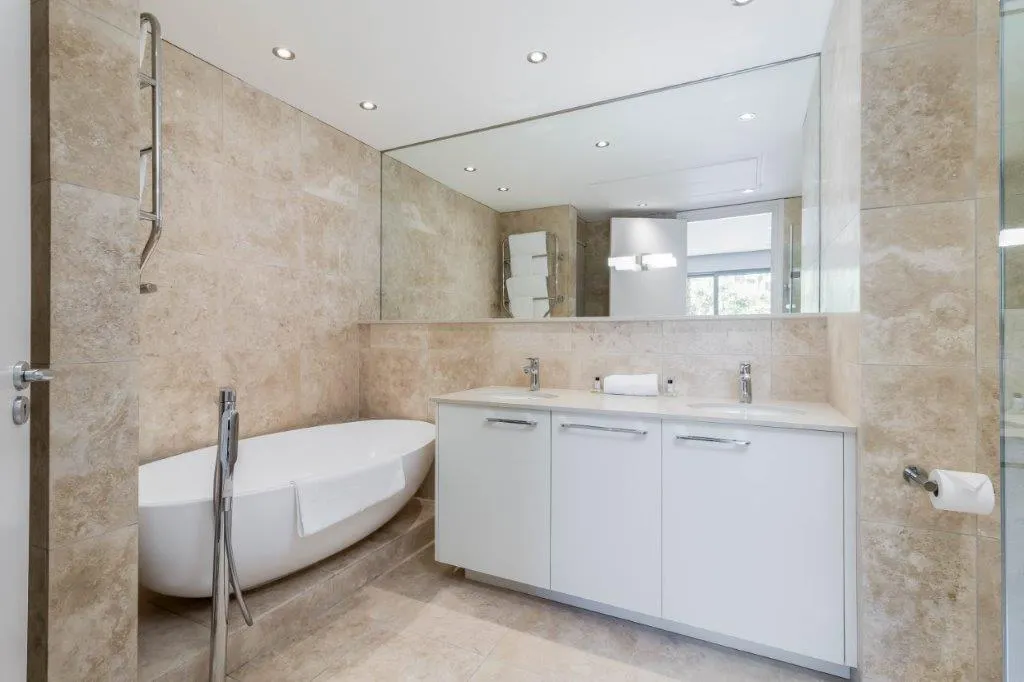 property_[object Object]_7