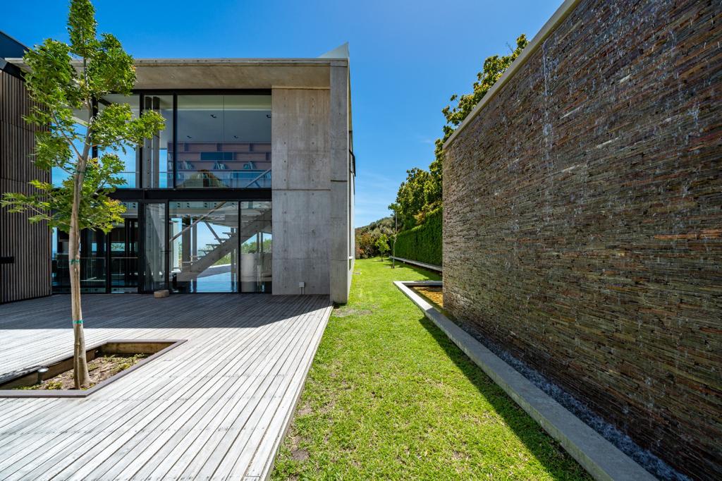 property_[object Object]_6