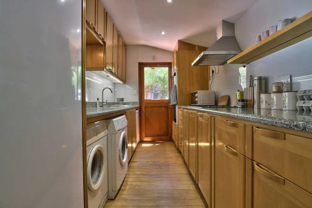 property_[object Object]_11