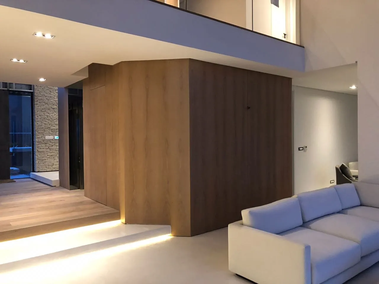 property_[object Object]_32